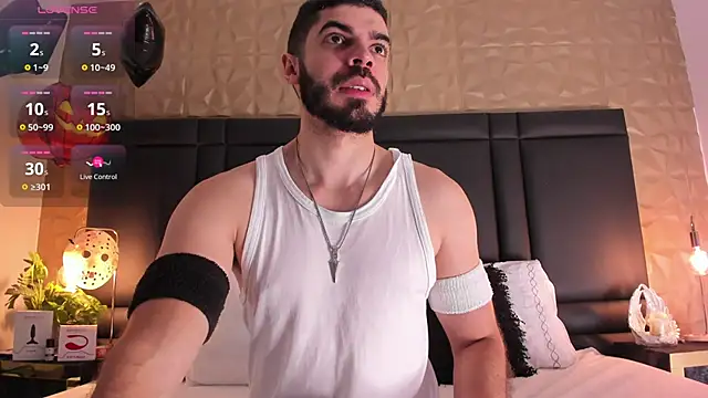 AxelThompson  online show from October 18, 12:39 pm