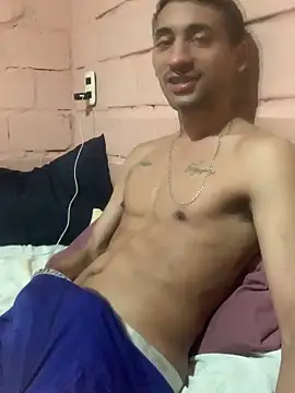 Snapshot of dotado22cmpoa chatting on December 20, 2:18 am dotado22cmpoa online show from December 20, 2:18 am