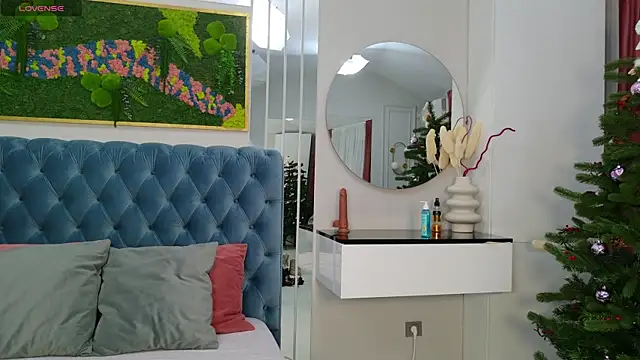 SiennaPierce online show from December 21, 5:14 am