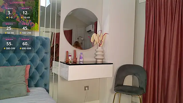 SiennaPierce online show from June 4, 11:27 am