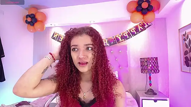 Snapshot of Dancer-Myluu chatting on October 16, 9:49 pm Dancer-Myluu online show from October 16, 9:49 pm