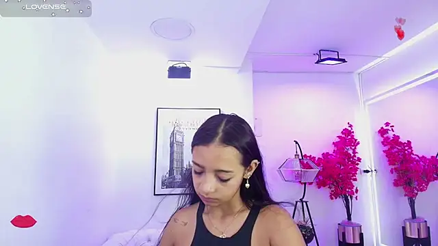 Snapshot of Katty_rounds chatting on October 3, 12:24 pm Katty rounds online show from October 3, 12:24 pm