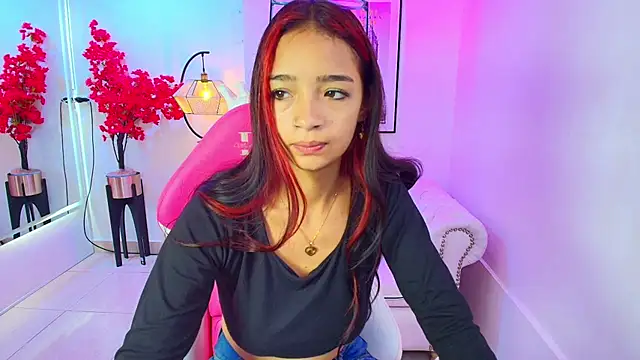 Snapshot of Katty_rounds chatting on November 8, 12:27 pm Katty rounds online show from November 8, 12:27 pm