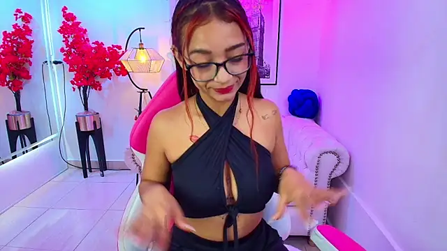 Snapshot of Katty_rounds chatting on November 15, 12:45 pm Katty rounds online show from November 15, 12:45 pm