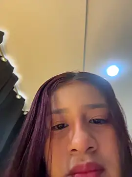 Snapshot of indialatin chatting on November 23, 12:05 pm indialatin online show from November 23, 12:05 pm