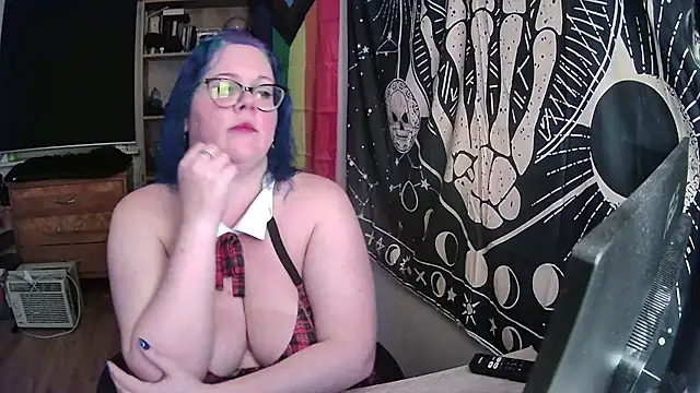 Kinky Witch online show from September 11, 3:28 am