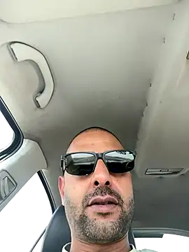 Snapshot of anaahmed30 chatting on October 3, 8:22 am anaahmed30 online show from October 3, 8:22 am