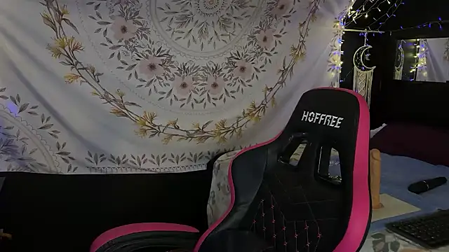 BossMomma0387 online show from November 20, 3:12 pm