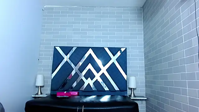 Snapshot of Raven_Doll19 chatting on July 14, 1:30 am Raven Doll19 online show from July 14, 1:30 am