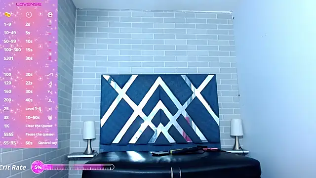 Snapshot of Raven_Doll19 chatting on July 17, 1:56 am Raven Doll19 online show from July 17, 1:56 am