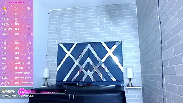 Snapshot of Raven_Doll19 chatting on August 1, 10:08 pm Raven Doll19 online show from August 1, 10:08 pm
