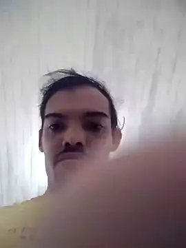 GuilhermeYuree online show from January 6, 3:49 pm