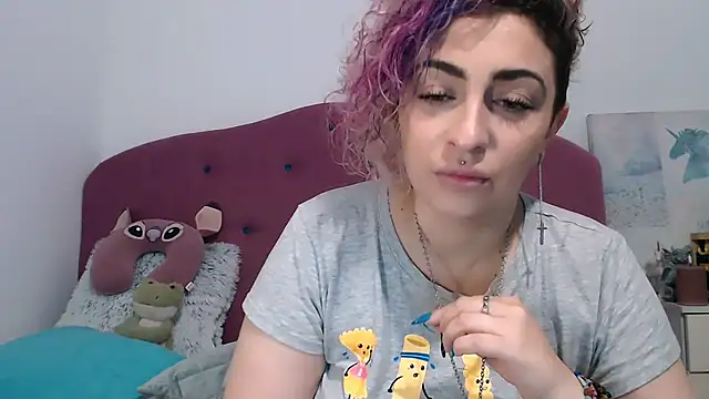 Snapshot of AAARUNY chatting on November 28, 1:14 pm AAARUNY online show from November 28, 1:14 pm