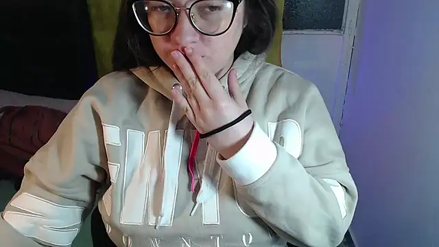 KrystalAdams online show from January 9, 12:41 pm