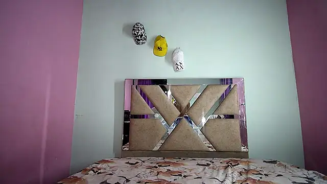 Snapshot of 777_camilo chatting on February 13, 11:23 pm 777 camilo online show from February 13, 11:23 pm