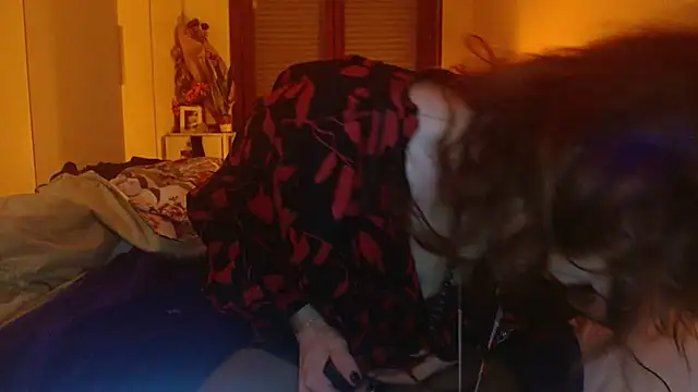 refem9 online show from November 11, 5:46 pm