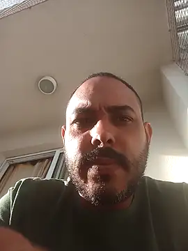 jfgustavo001 online show from March 13, 7:53 pm