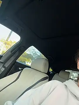 sweetsirenn online show from December 5, 12:47 pm