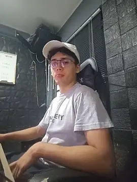 jacobs shelby online show from December 18, 10:38 pm