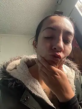 SALOME KORLAND online show from November 8, 1:33 pm