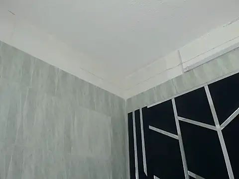 chaniesmith69x online show from September 15, 4:34 am