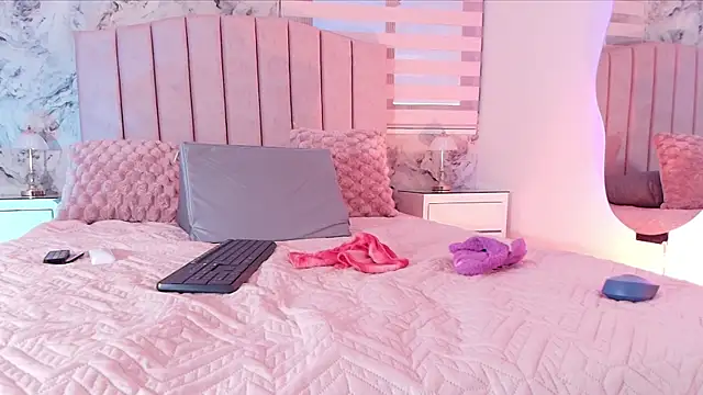 celeste moonx online show from November 25, 12:05 pm