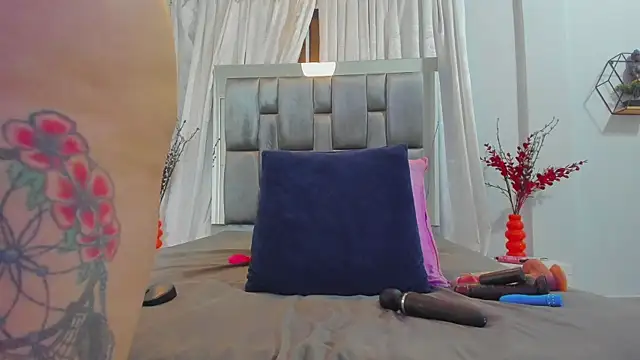 milfhorny 69 online show from January 17, 11:37 am