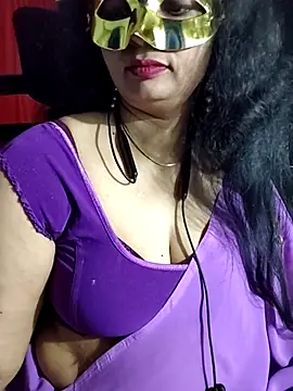 Snapshot of sesiteluguammayi chatting on July 29, 12:53 am sesiteluguammayi online show from July 29, 12:53 am