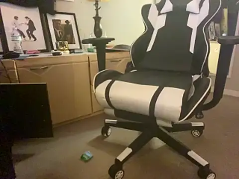 lilthicky352 online show from October 15, 11:16 pm