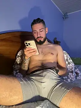 Snapshot of Jonny0399_ chatting on June 29, 6:41 am Jonny0399 online show from June 29, 6:41 am