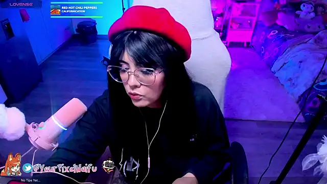 Snapshot of AlyssaRomanova chatting on November 10, 2:54 am AlyssaRomanova online show from November 10, 2:54 am