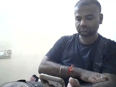 Snapshot of sree4143 chatting on November 26, 3:35 pm sree4143 online show from November 26, 3:35 pm