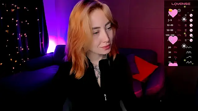 Snapshot of deboramoore chatting on May 12, 2:08 am deboramoore online show from May 12, 2:08 am