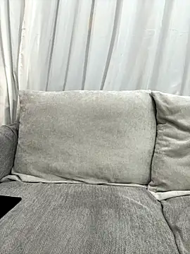 Snapshot of cute-yay chatting on October 28, 2:59 am cute-yay online show from October 28, 2:59 am