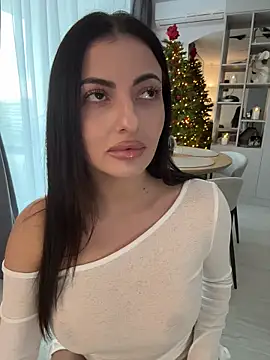 NicoleBrawn online show from December 4, 10:02 am