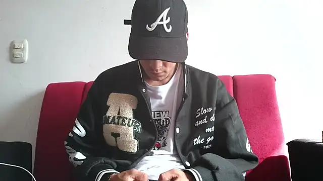 andrewcoopper1 online show from February 12, 2:01 pm