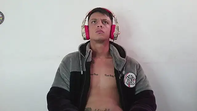 andrewcoopper1 online show from March 10, 2:00 pm