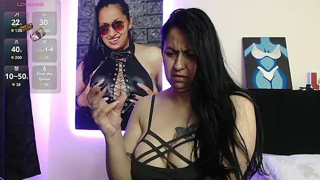 Snapshot of holydeath_1 chatting on November 13, 11:09 am holydeath 1 online show from November 13, 11:09 am