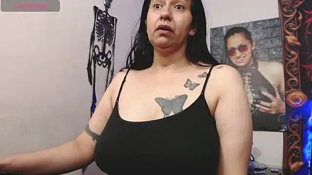 Snapshot of holydeath_1 chatting on May 31, 4:47 pm holydeath 1 online show from May 31, 4:47 pm