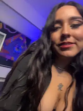 KatlynRous online show from June 12, 5:23 pm