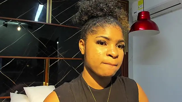 Snapshot of HannyThompson chatting on October 23, 12:15 pm HannyThompson online show from October 23, 12:15 pm