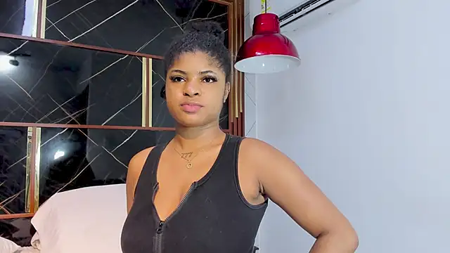 HannyThompson online show from February 5, 12:32 pm