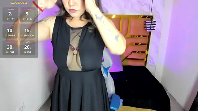 Luciifeer  online show from May 21, 7:32 pm