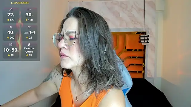Luciifeer  online show from June 1, 6:53 pm
