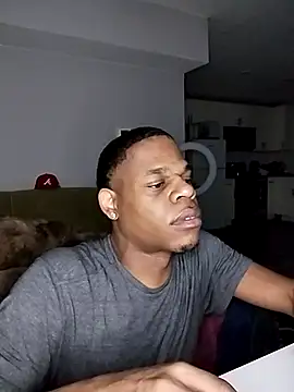 Snapshot of MrGreenbeanbean88 chatting on December 15, 5:12 am MrGreenbeanbean88 online show from December 15, 5:12 am