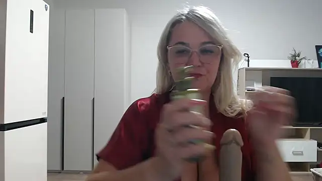 EleanoraDream online show from February 15, 11:41 am