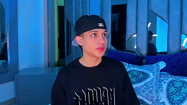 Sebax Young online show from September 19, 7:58 pm