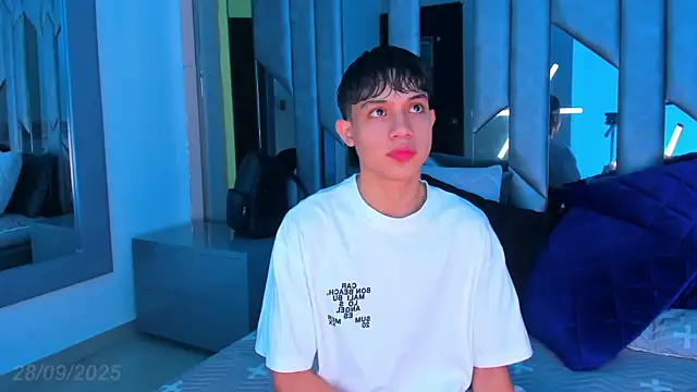 Sebax Young online show from September 28, 3:50 pm