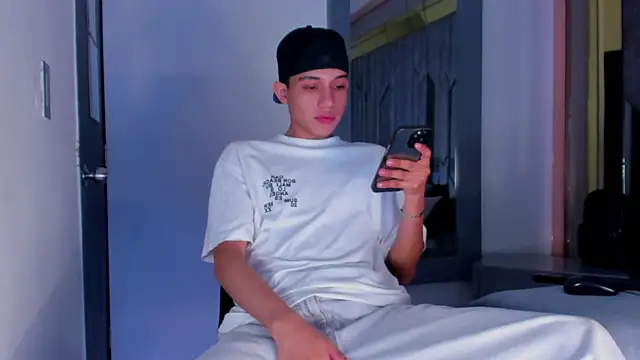 Sebax Young online show from May 22, 8:47 pm