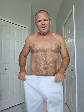 cubanitofeliz40 online show from July 15, 6:02 pm